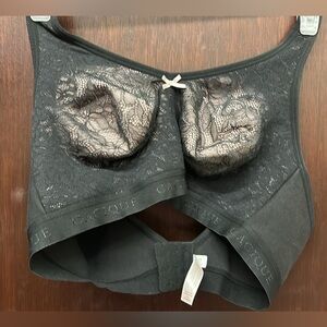 Cacique 42c unlined no wire bra B1